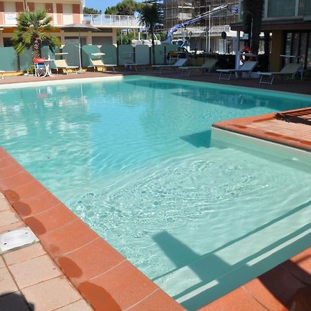 Hotel Reno Lido Di Savio Ngoại thất bức ảnh